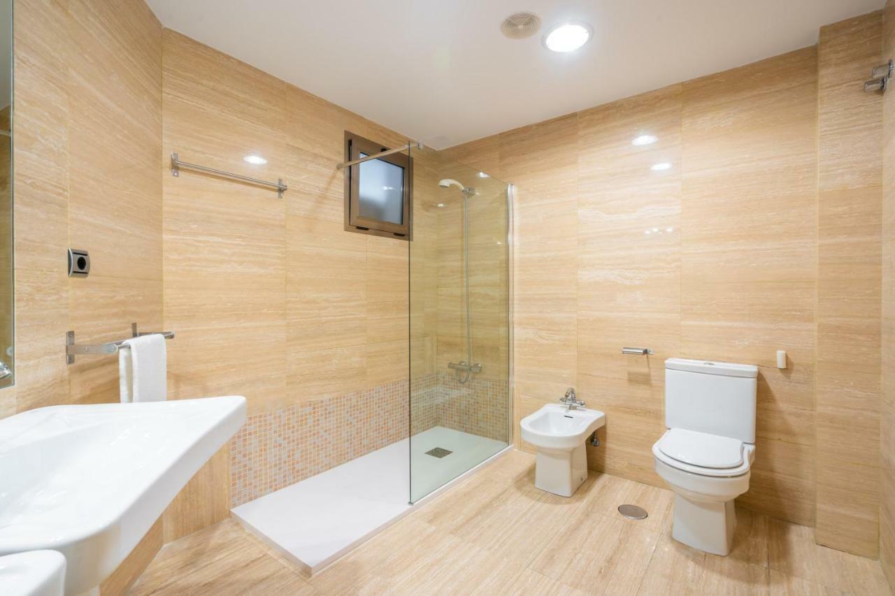 Iloftmalaga Larios-Strachan Ngoại thất bức ảnh